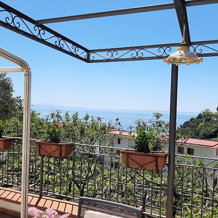 Casa Almary Lägenhet Amalfi Exteriör bild