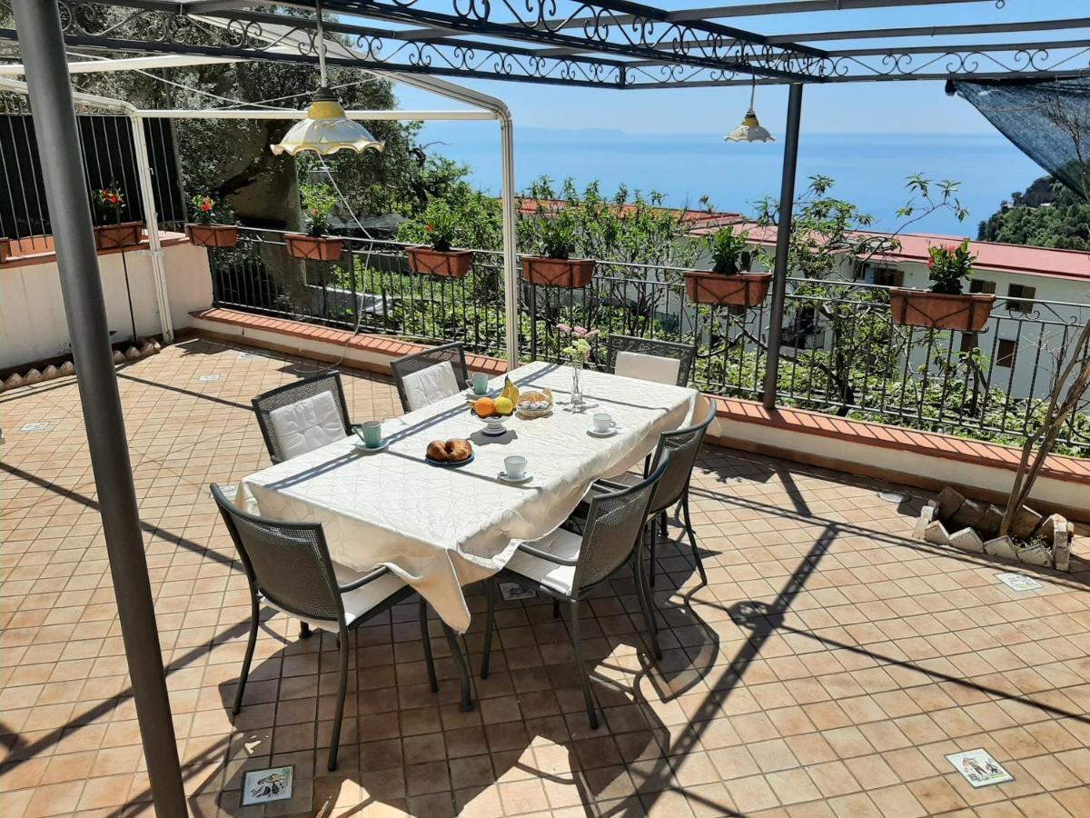 Casa Almary Lägenhet Amalfi Exteriör bild